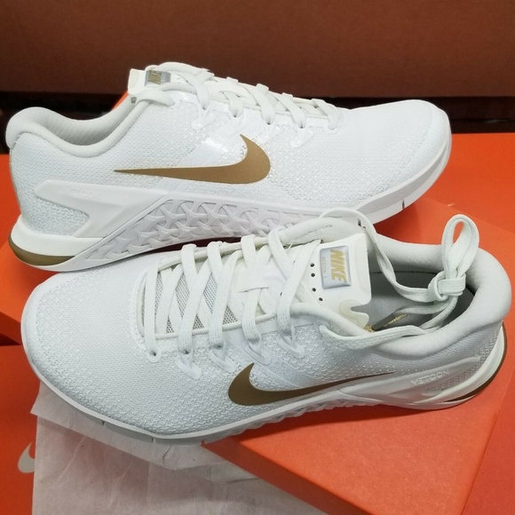 nike metcon 4 gold